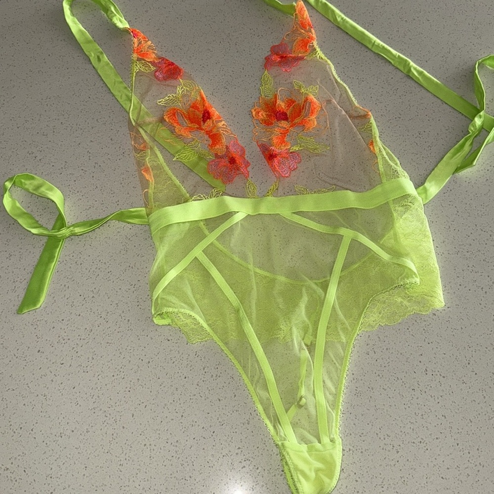 Honey Birdette Bodysuit XS - Picture 9 of 9